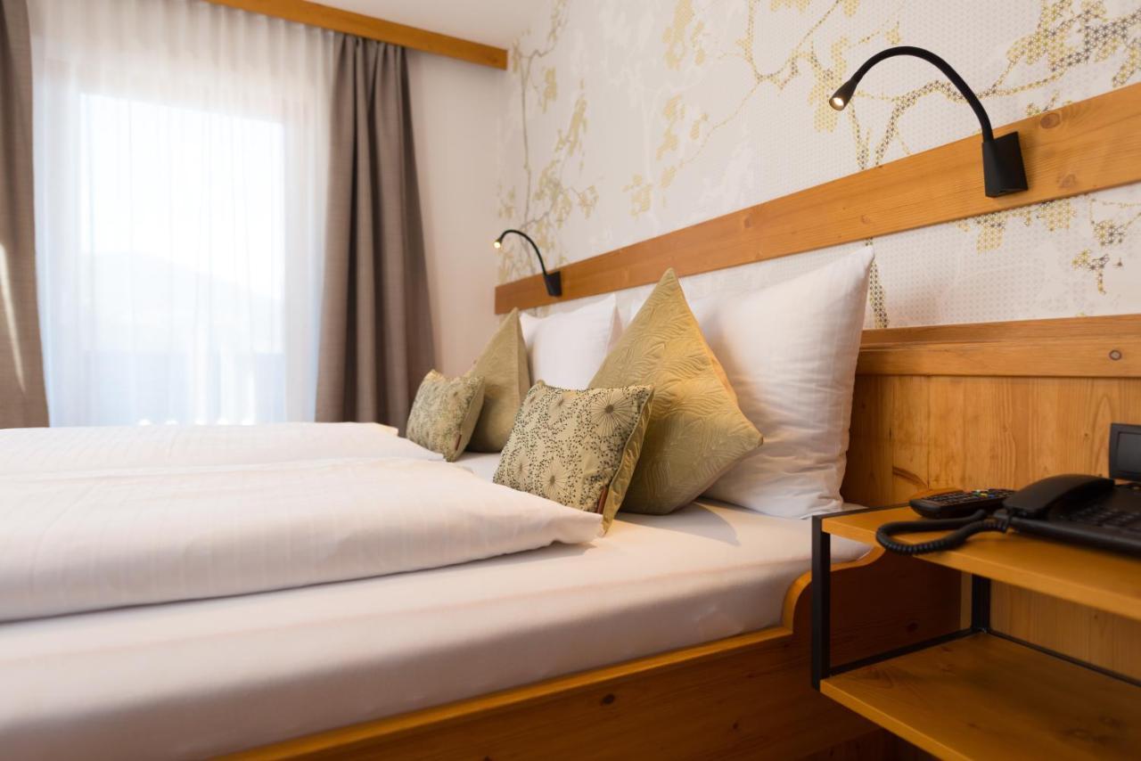 Hotel Vierjahreszeiten Flachau Extérieur photo