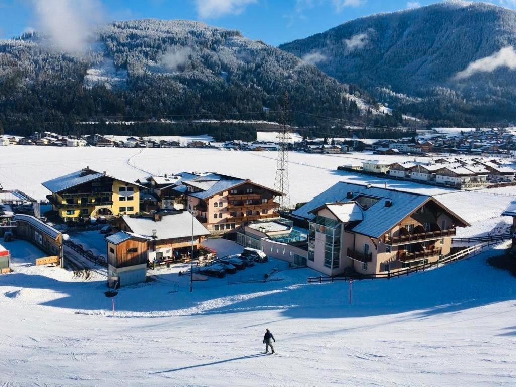 Hotel Vierjahreszeiten Flachau Extérieur photo