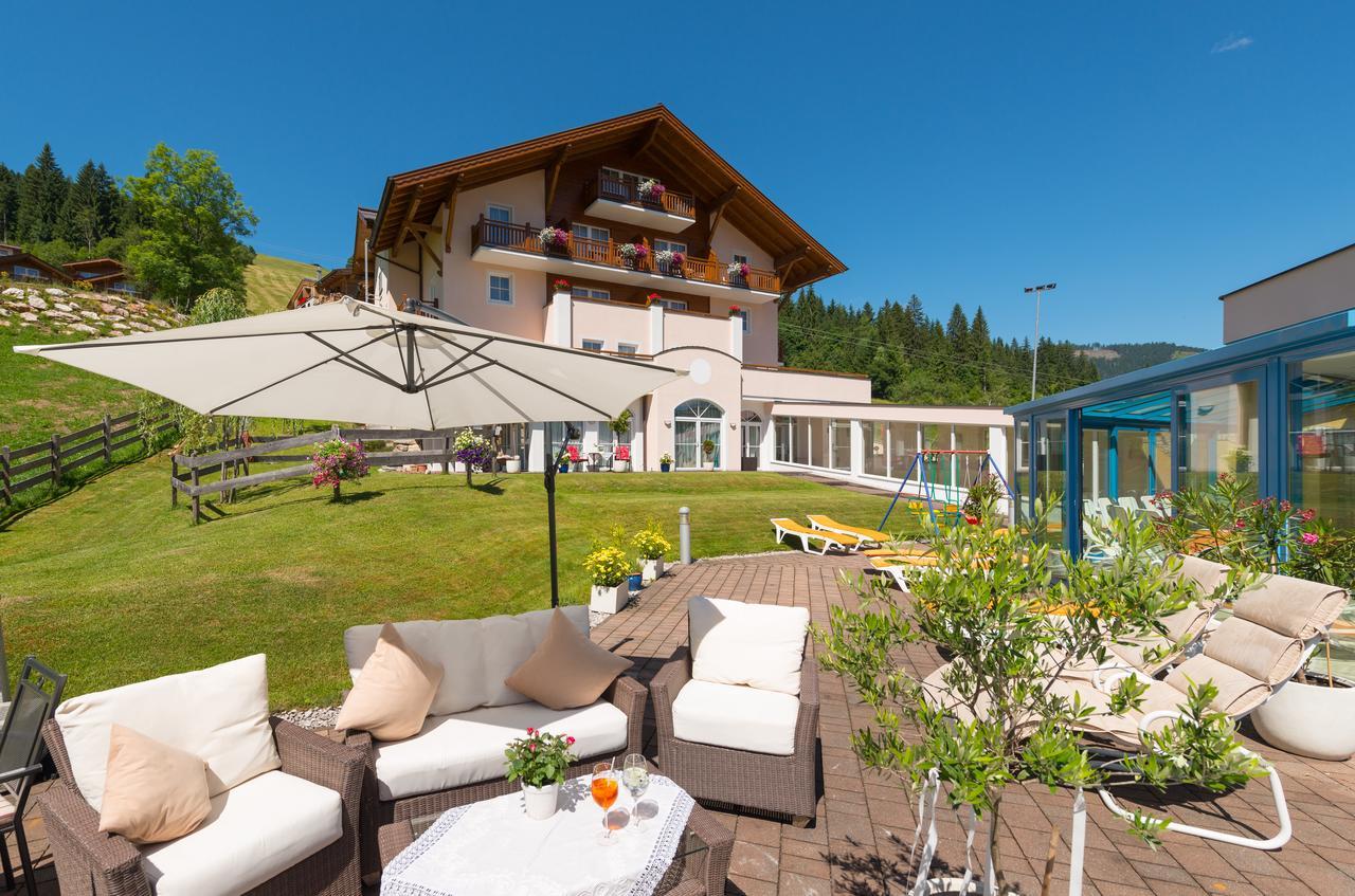 Hotel Vierjahreszeiten Flachau Extérieur photo